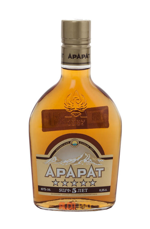 Ararat 5 years 0.25l Коньяк Арарат выдержка 5 лет 0.25л