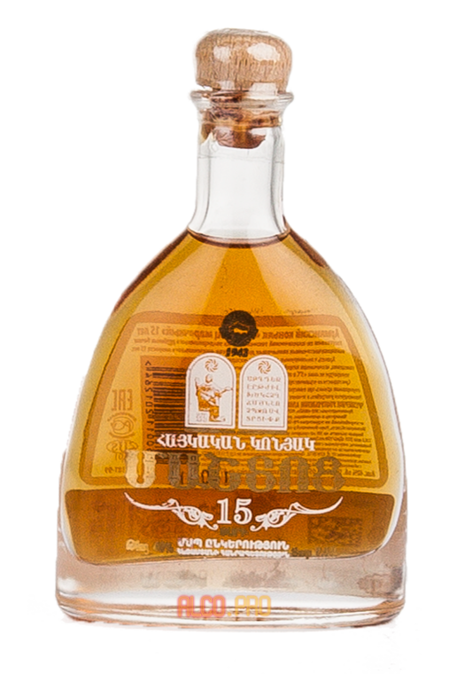 Маштоц 15 лет марочный 0.05 л Армянский коньяк Маштоц 15 лет марочный 0.05 л Маштоц 15 лет марочный 0.05 л Армянский коньяк Маштоц 15 лет марочный 0.05 л
