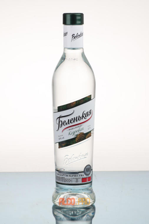водка Особая Беленькая Кедровая 0.5l