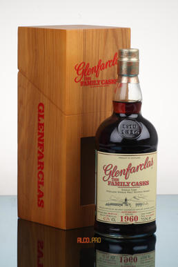 Glenfarclas The Family Casks 1960 виски Гленфарклас Фемили Каск 1960