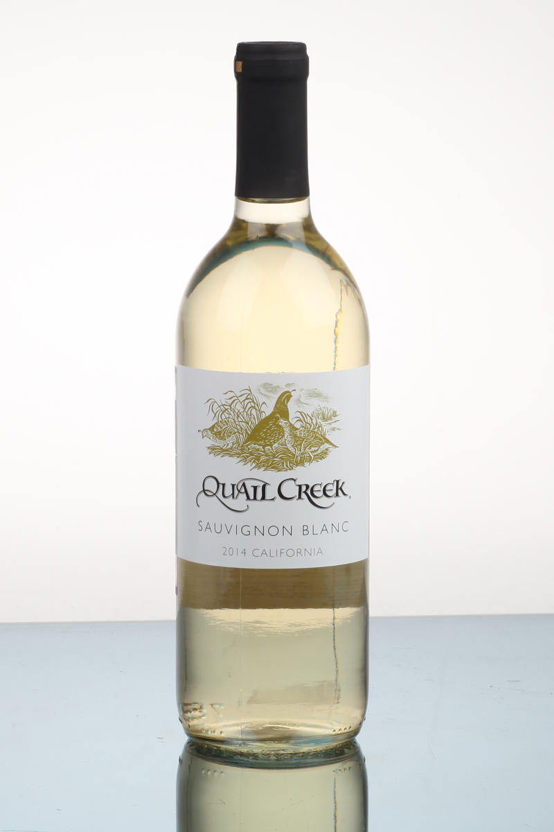 Совиньон блан вино. Вино сорта Совиньон Блан. Sauvignon Blanc вино. Вино taka Sauvignon Blanc. Белые вина Совиньон Блан.