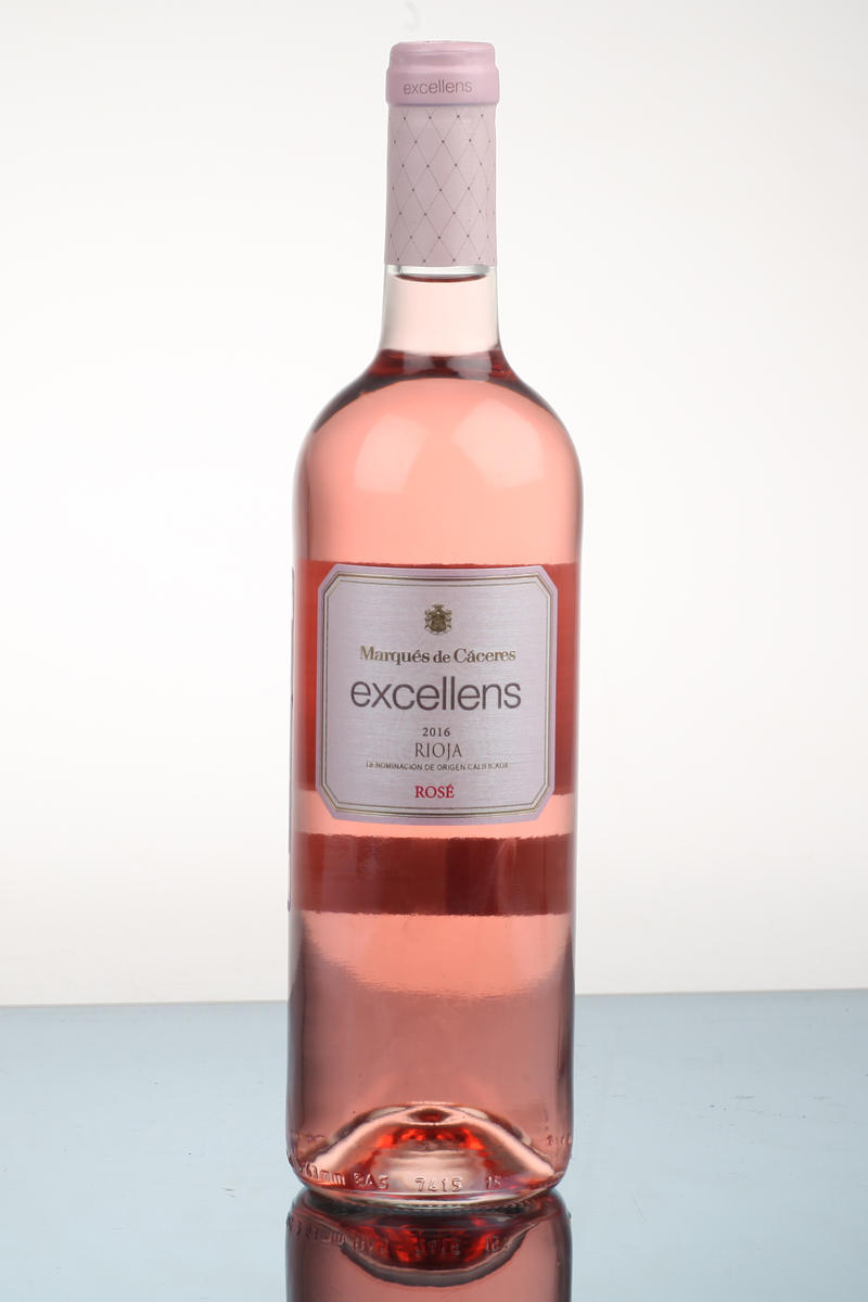 Розовые вина испании. Вино Солана розовое Испания. Вино розовое Испания Винсон. Вино Санрайз Розе сухое розовое. Recital вино Испания розовое.